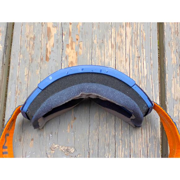 Smith Squad Snow Goggles | ChromaPop™ Lens | Excellent Condition High Fives - Picture 5 of 8